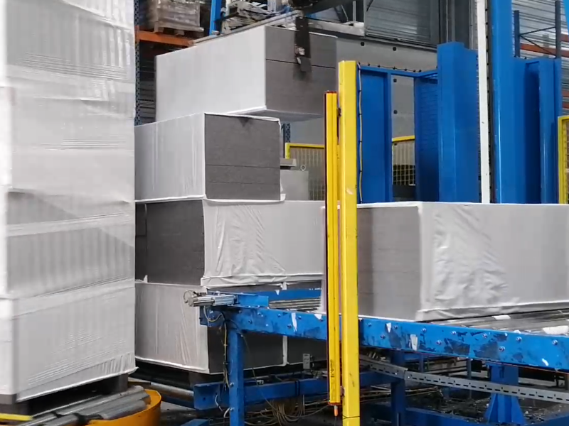 EPS Stacking Machine